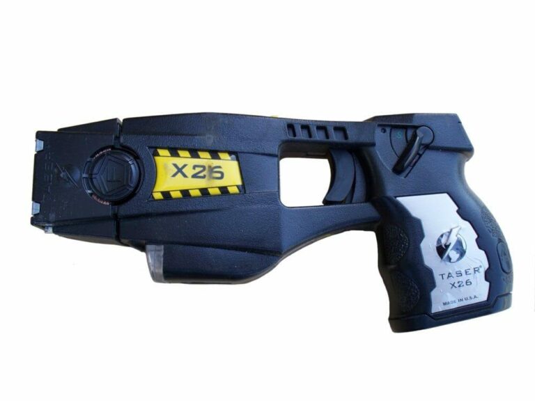 Top Non-Lethal Stun Devices for Effective Self-Defense