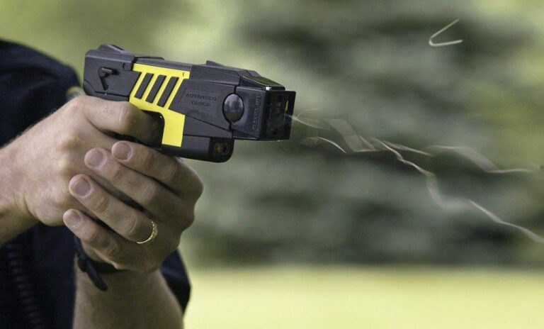 Top Stun Guns for Reliable Self-Defense in 2024